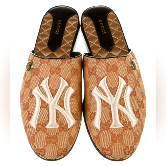 GUCCI MLB edition NY Yankees Mules - Picture 1 of 12
